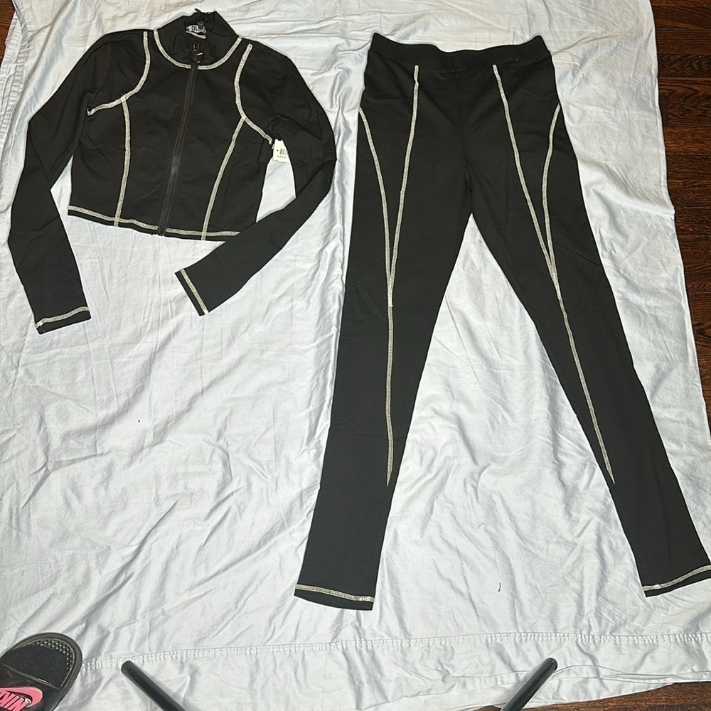 Black Active Zip-Up Jacket & Leggings with White Stitching - Picture 10 of 10